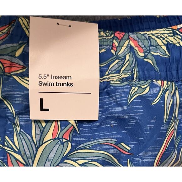 Original Use 5.5" Inseam Pineapple Print Swim Trunks Large New Cruise, Pool, M1 - Picture 5 of 6